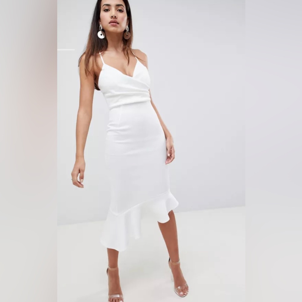 🤍 ASOS Scuba Cami Pephem Midi Dress In white!